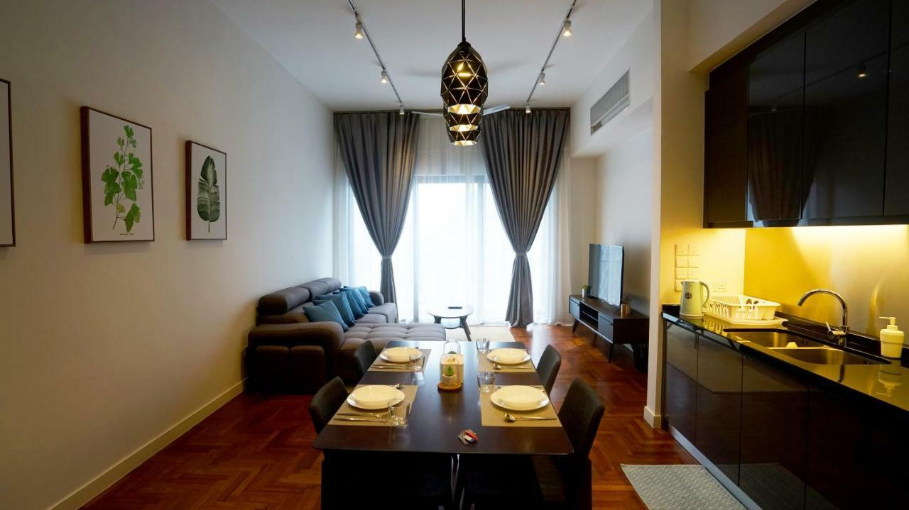 Klcc The Mews Home Kuala Lumpur Exterior photo
